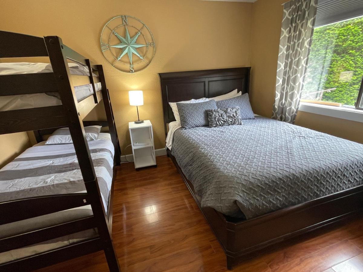 Next To Lake, Pool, 10 Acre Park, 1 Mile To Town, Best Prices 첼런 외부 사진